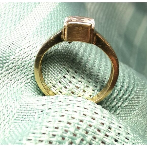 Vintage 10K Yellow Gold Ring w/ Princess Cut Clear Stone – Signed RC Size 4 - Picture 14 of 16